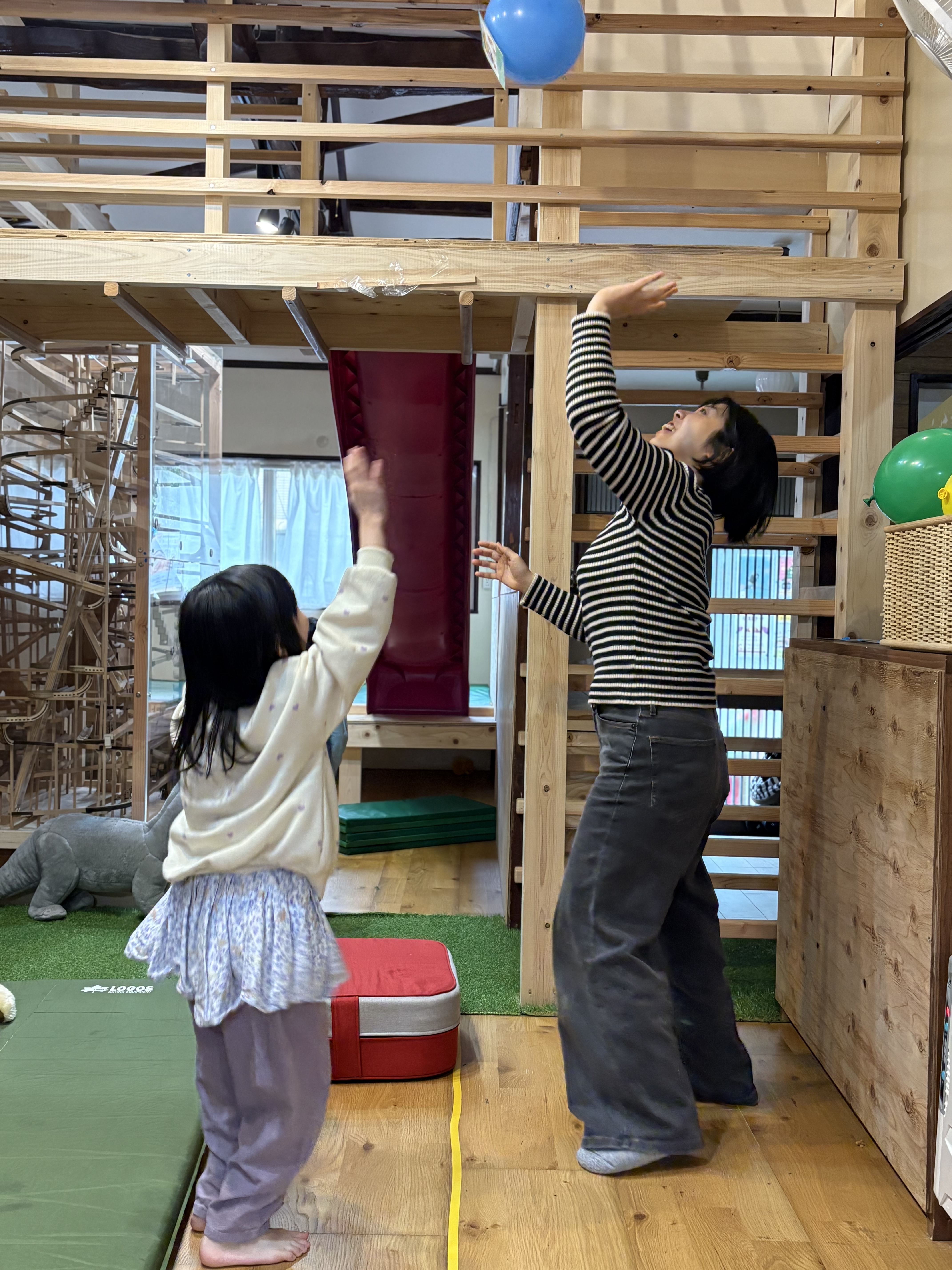 もっと高く風船をあげると難しいよと、難易度を上げて実施する。