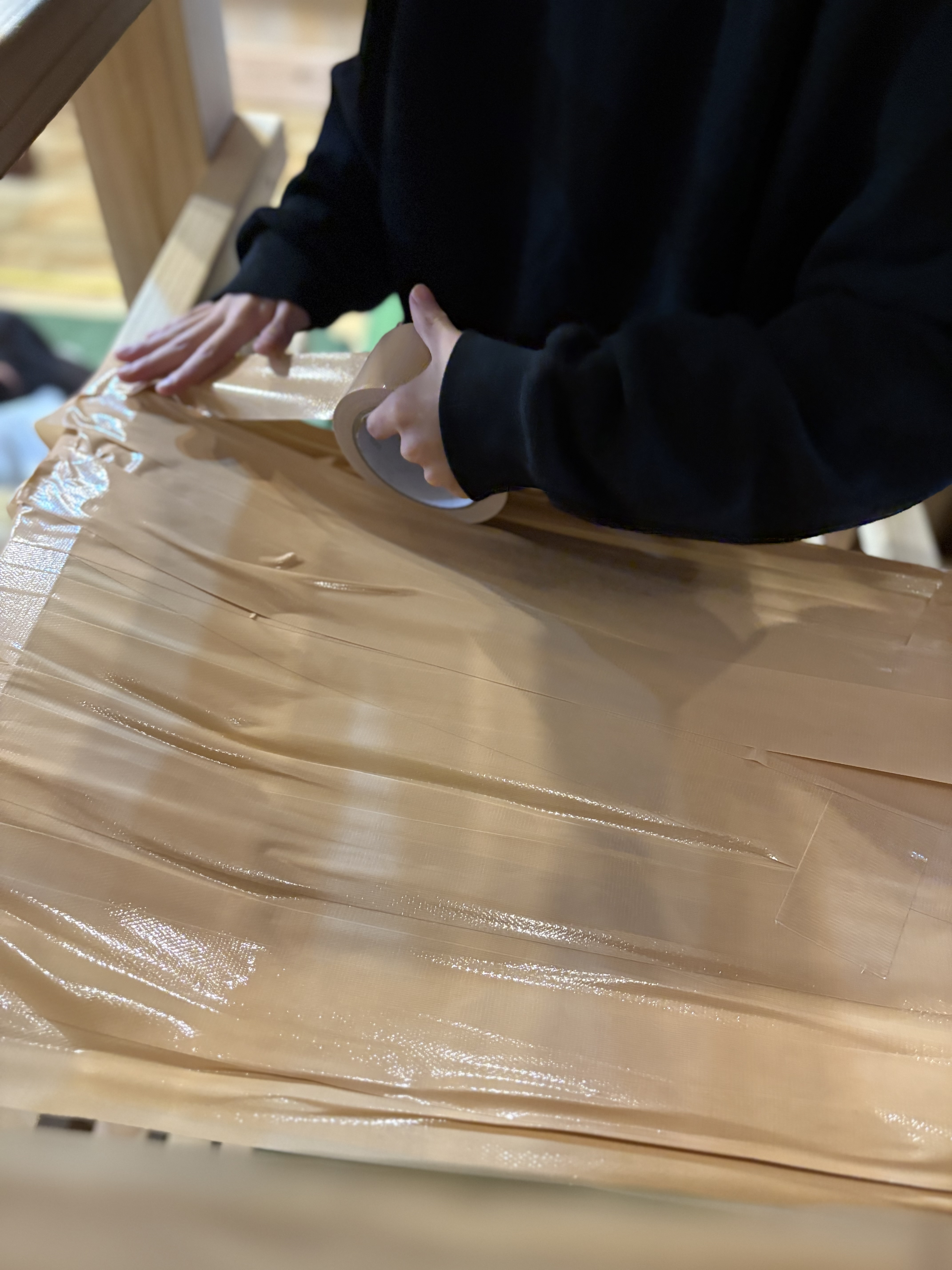 最後のガムテープを巻いたら完成だ。