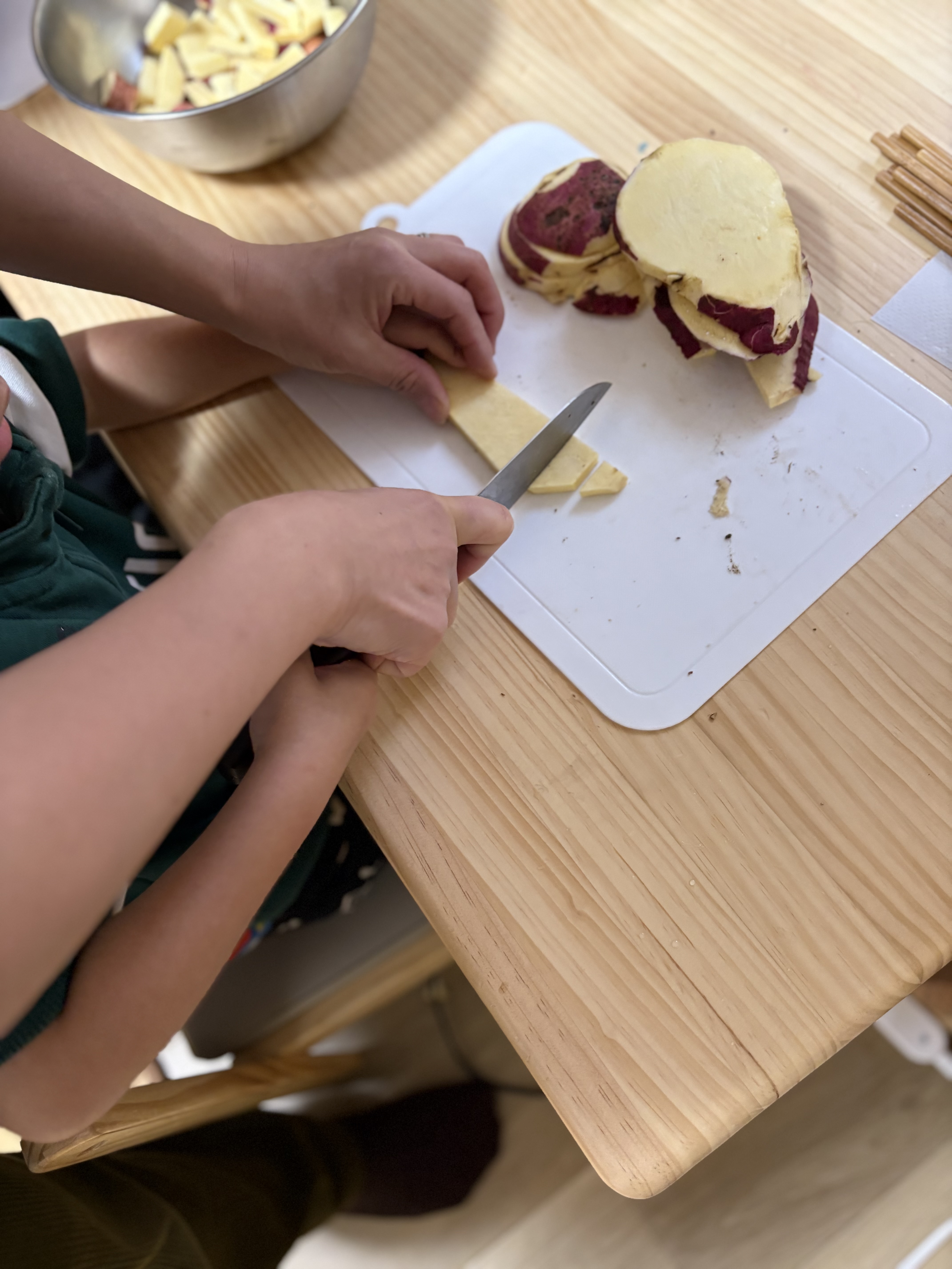 だんだん包丁を扱うのが上手になってきた。