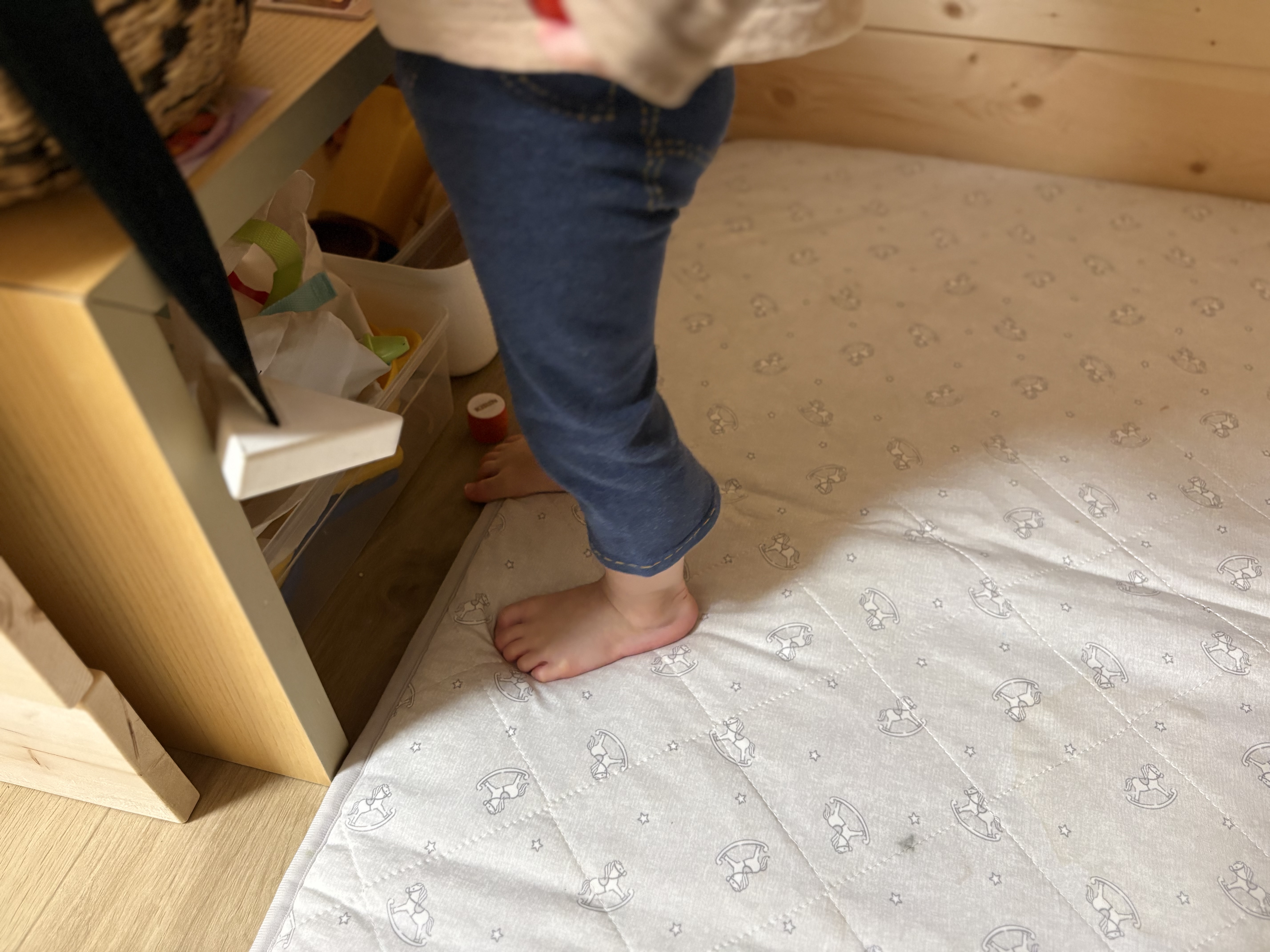 裸足だからこそ感じる感覚を大切にしている、スレタンハウスの李運動療育。