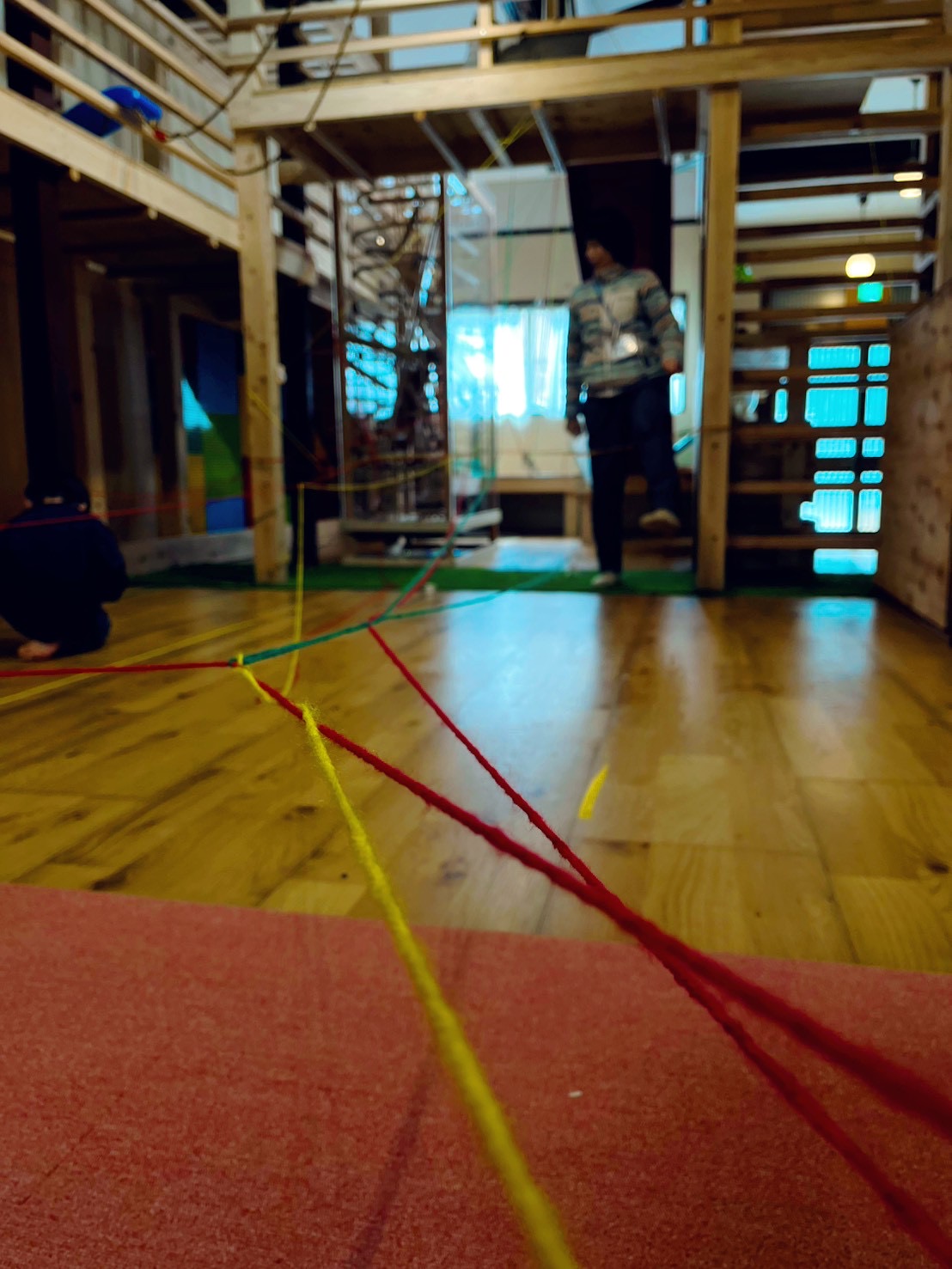 この線からこっちは僕の秘密基地だ！！と戦いモードが開始する瞬間。