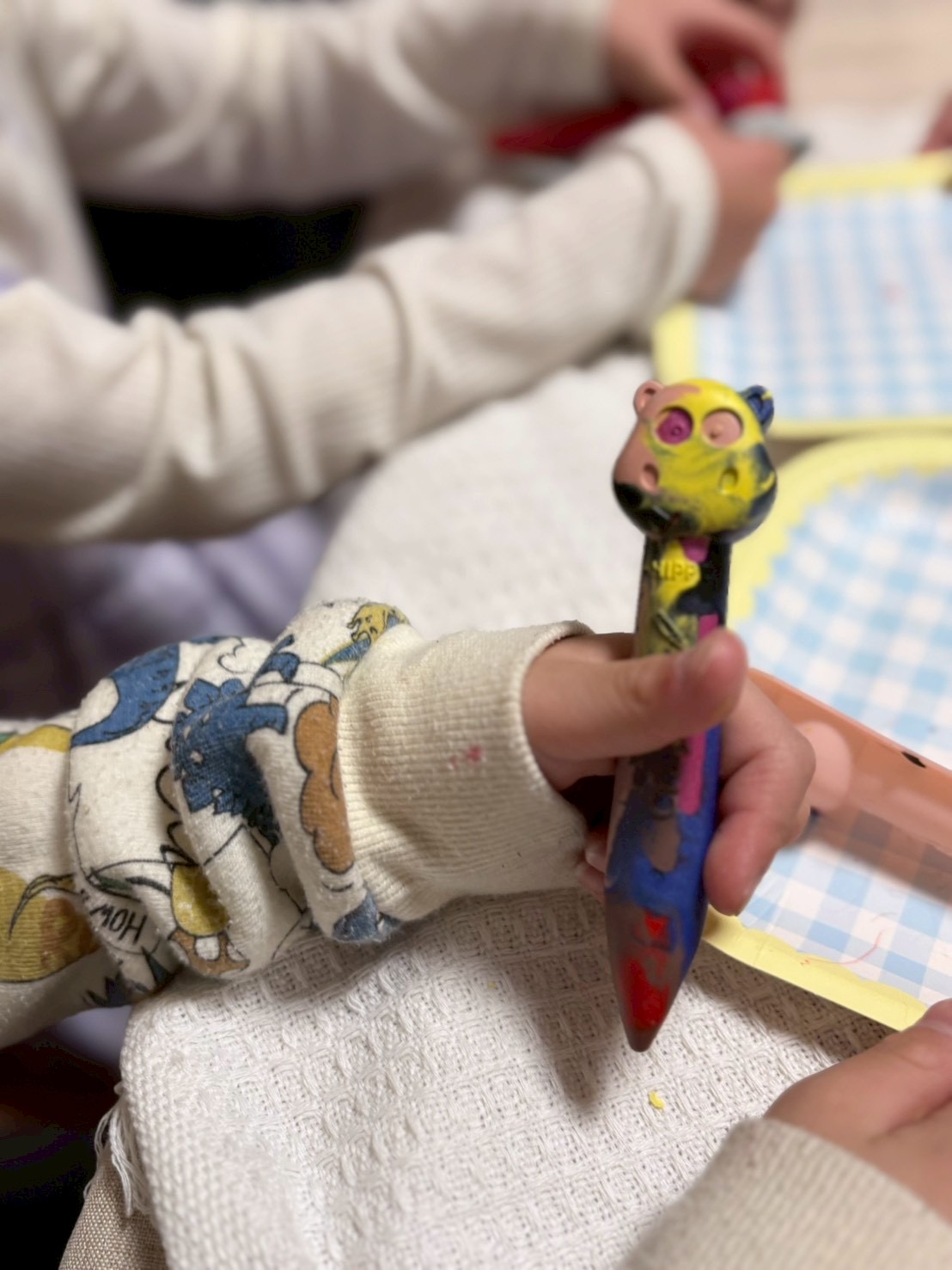 「もったいなくて、使えない？（笑）」

描かずに、じーっと眺めて愛着を感じている、静かで満たされた時間。