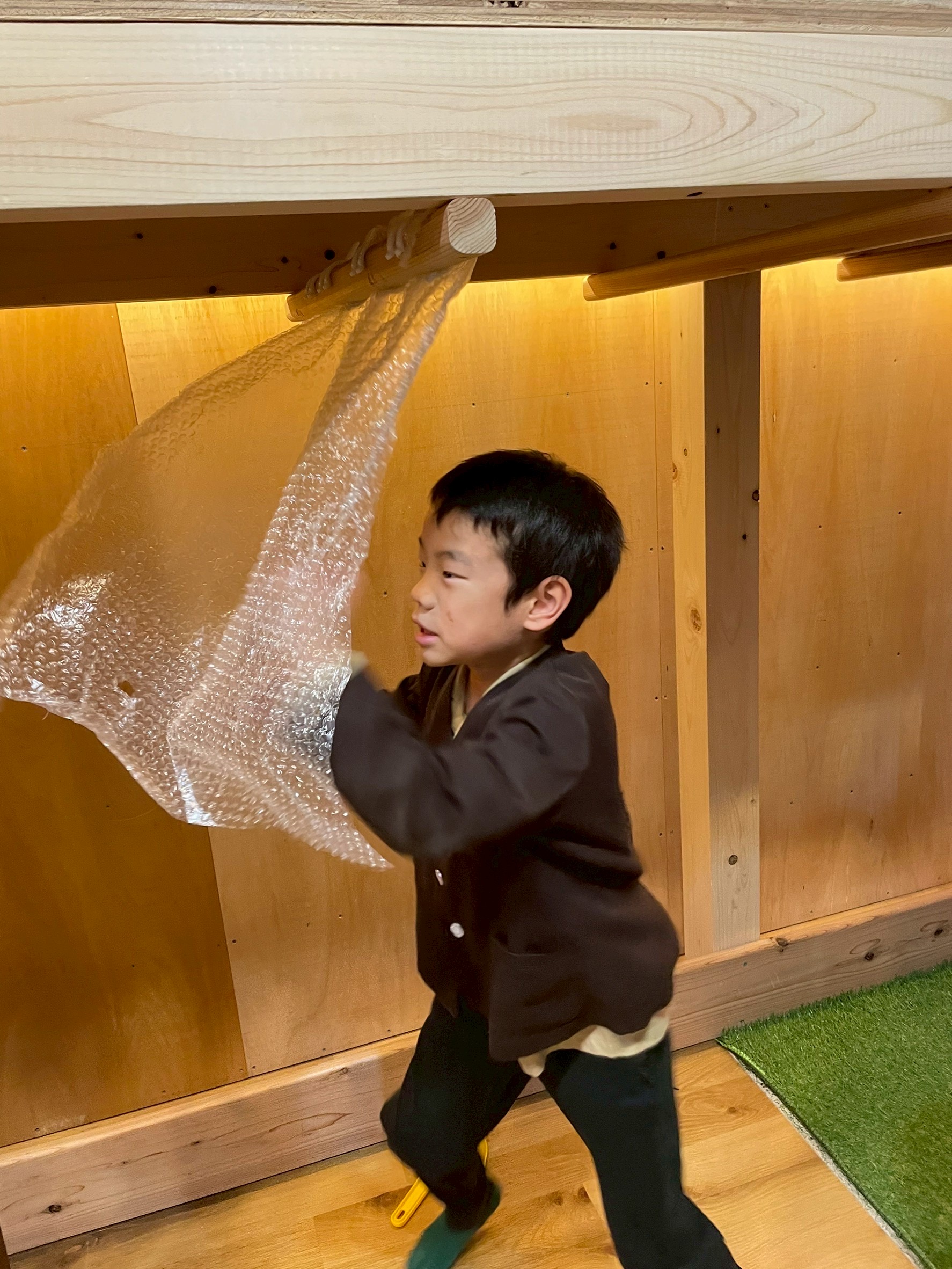 パンチを繰り広げる姿が自信に満ちている横顔。