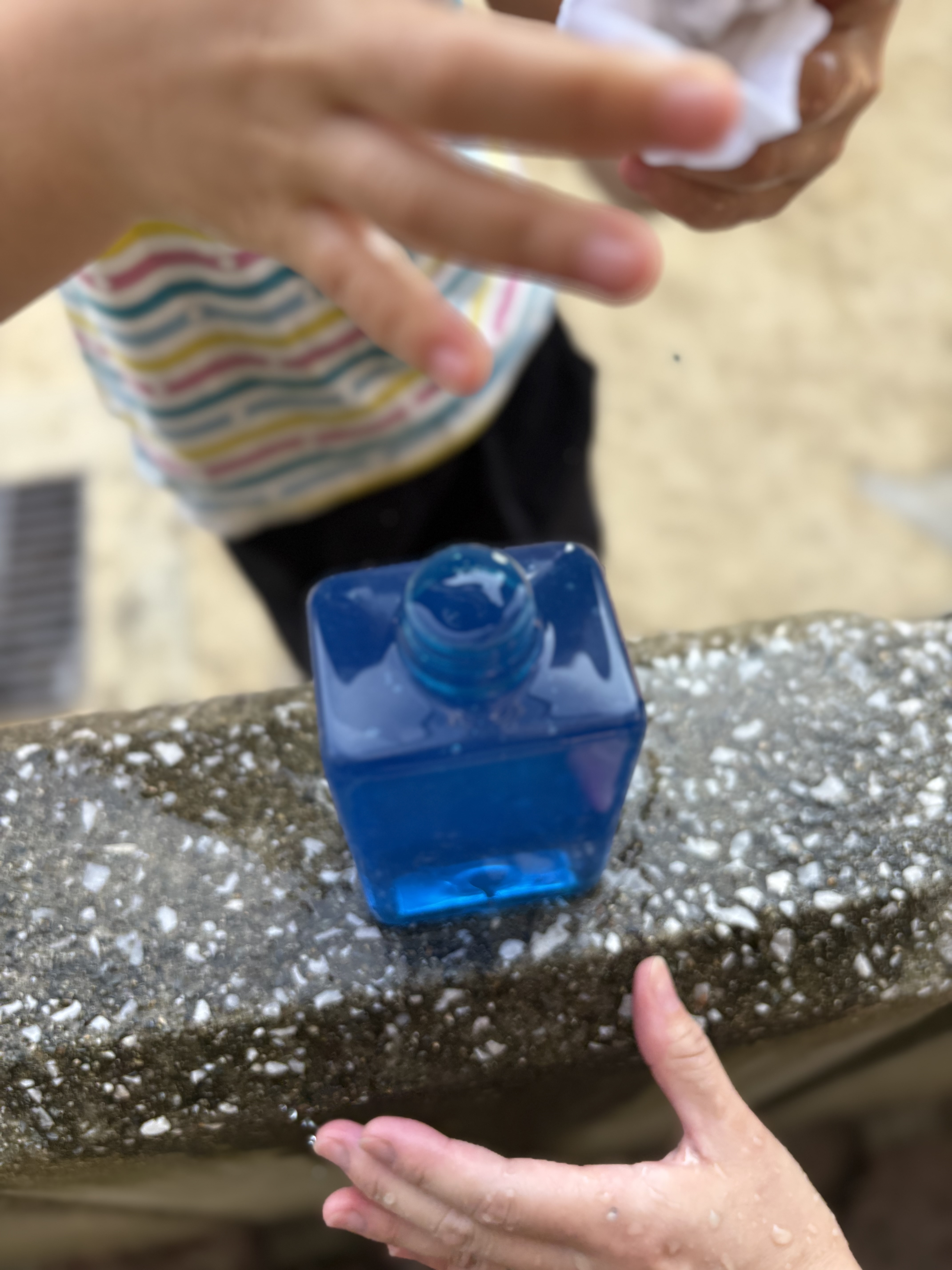 満タンになって、大喜びの子どもたちと、スタッフ全員の笑顔。