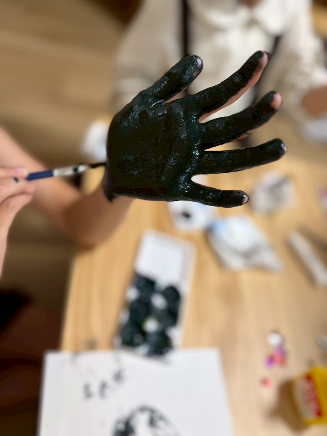 🖐️ びゅるびゅる!ペタペタ!五感フル活用で【挑戦】と【自信】を育むアート時間 💖🎨✨