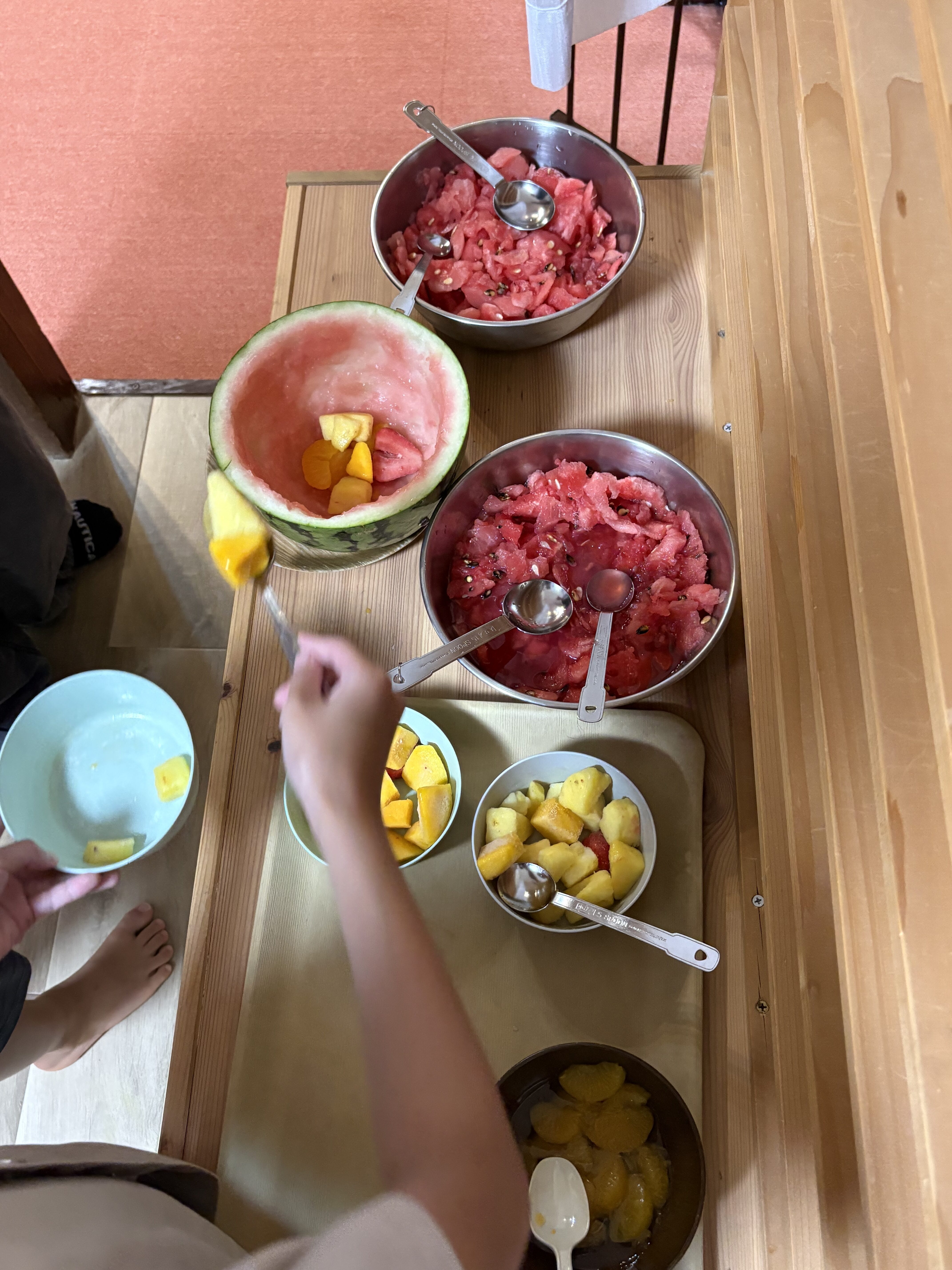【スレタンファーム収穫祭🍉】愛情たっぷりの自家製スイカでフルーツポンチ作り！