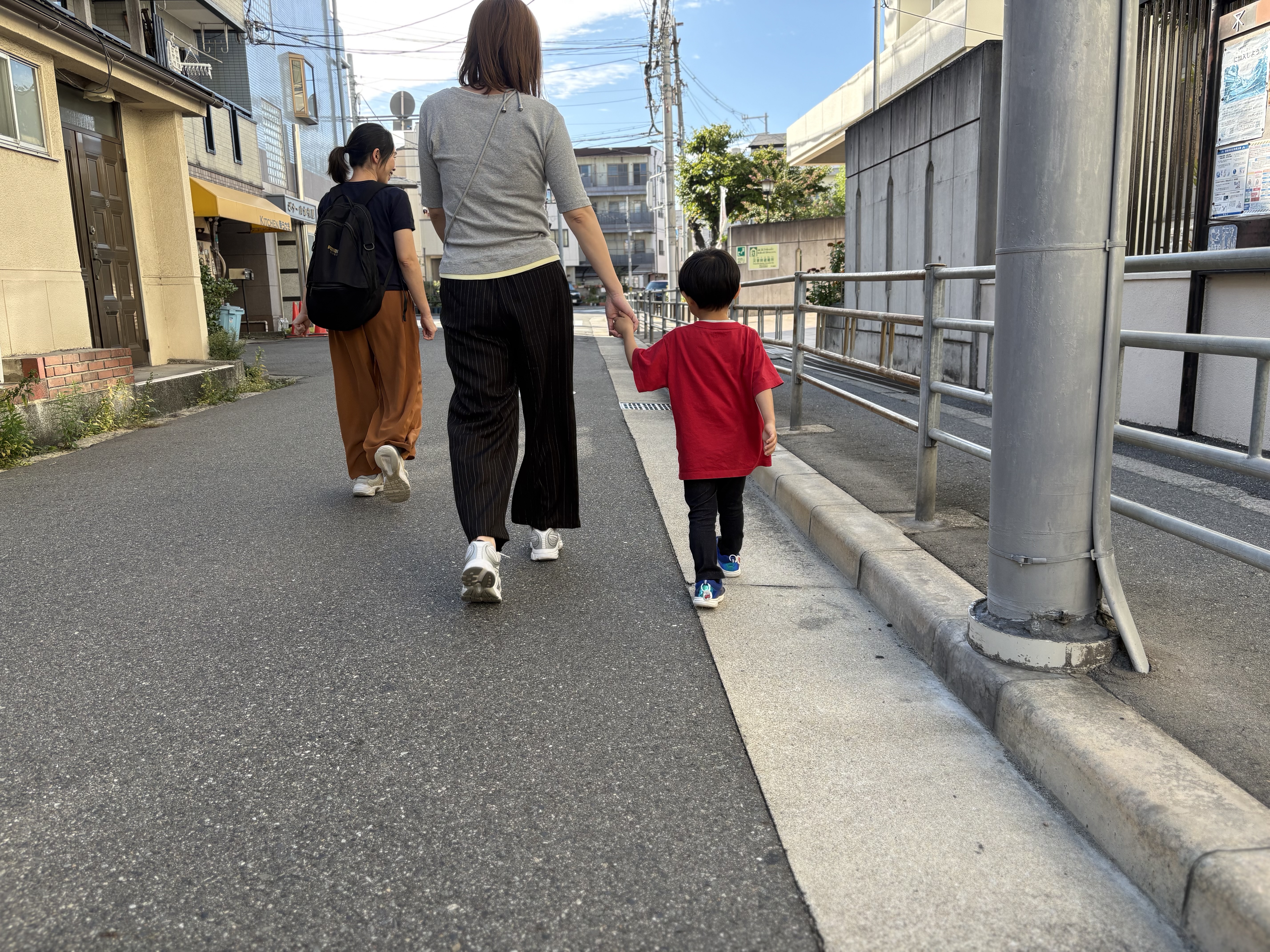 「もしも」の視点で街を歩く！避難訓練で広がる防災意識と、がんばった後のお楽しみ駄菓子屋さん時間散歩🏫駄菓子屋さん✨